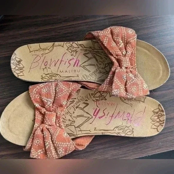 Girls Blowfish size 13 sandals. 3/$15 - Picture 3 of 5